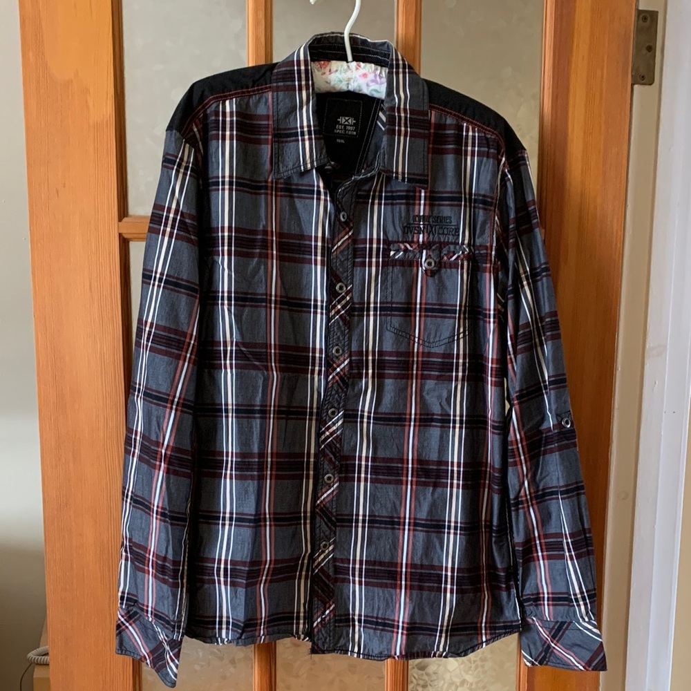 3/25$ Men's Plaid Button-Up Shirt